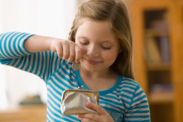 Finanzbildung fängt mit dem Taschengeld an